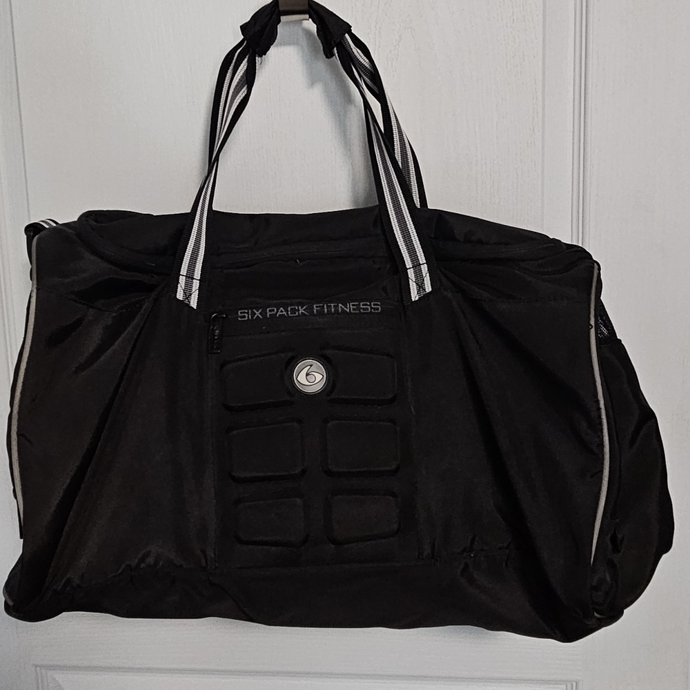 Six Pack Fitness Merc Duffle Bag Gym Travel Workout Gray Black White